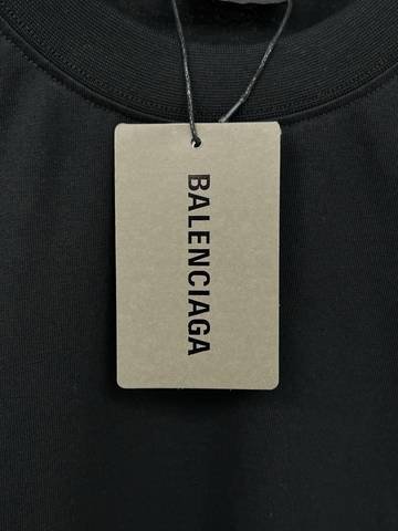 Balenciaga 626