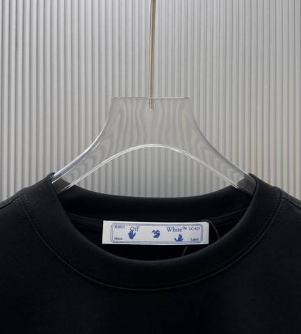 Off-White 414