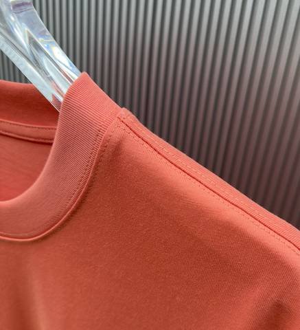 Off-White 534