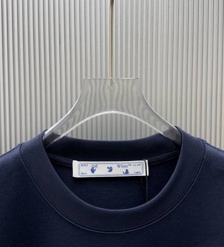 Off-White 689