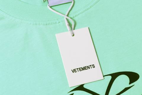 Vetements 169