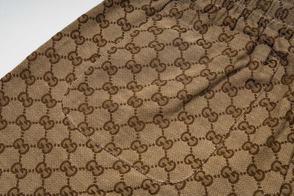 Pantalones Cortos 1043
