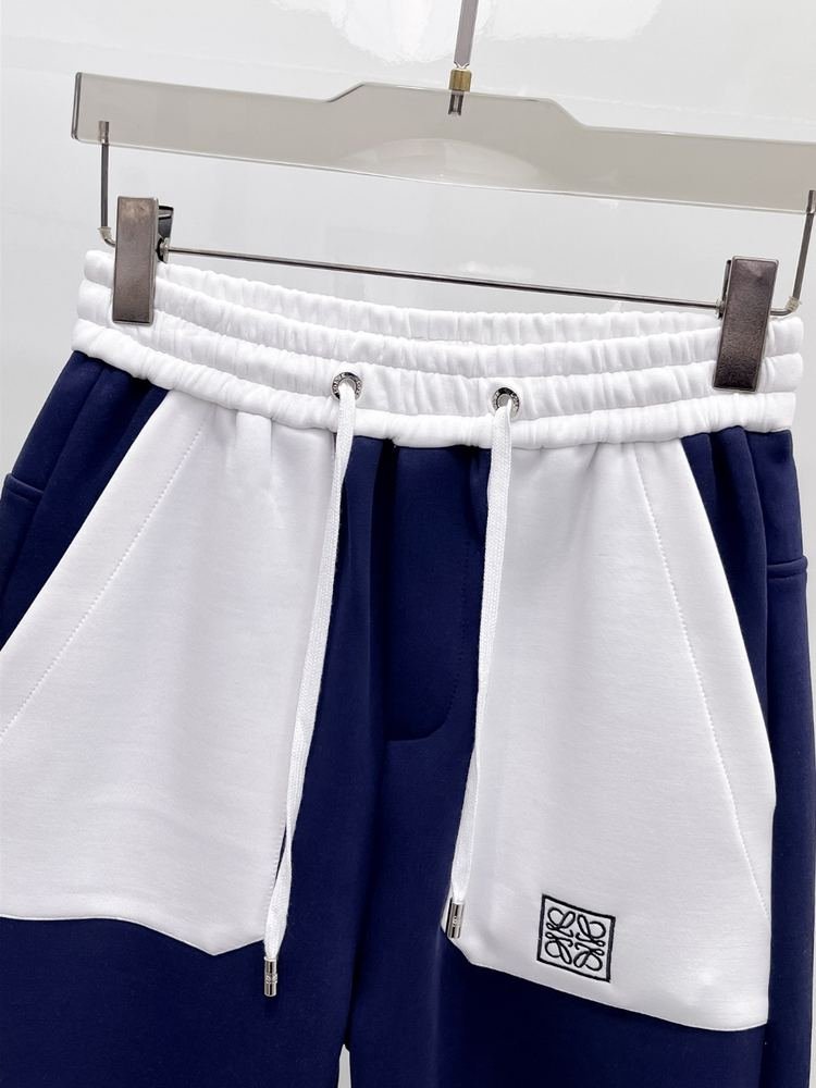 Pantalones Cortos 178