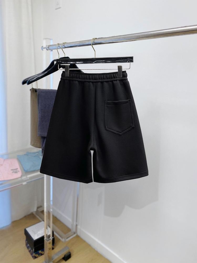 Pantalones Cortos 290