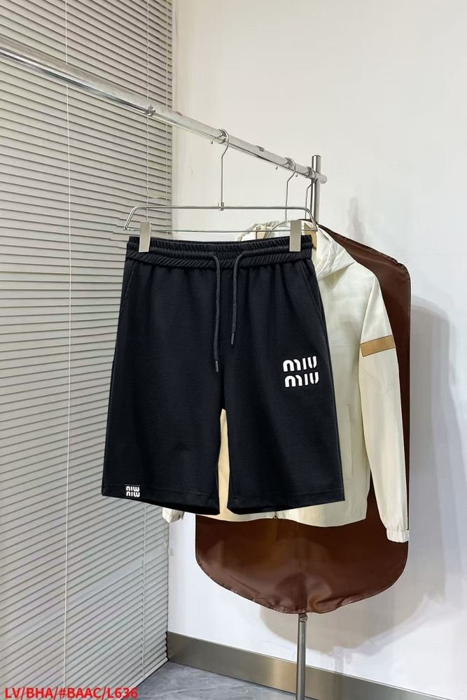 Pantalones Cortos 336
