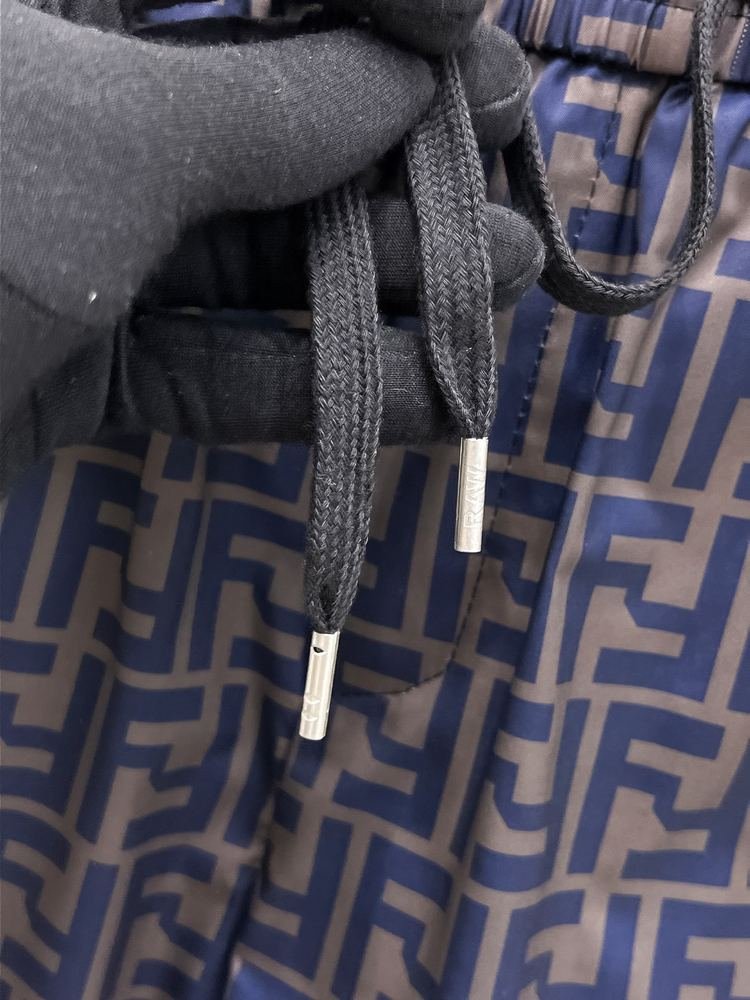 Pantalones Cortos 399