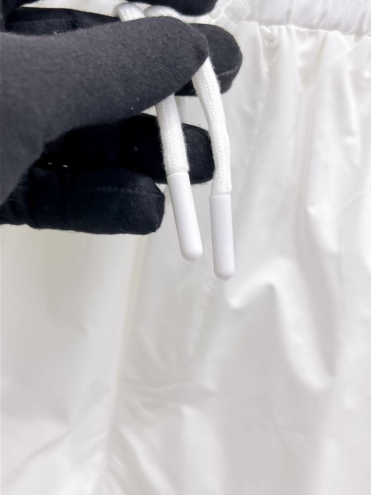 Pantalones Cortos 413