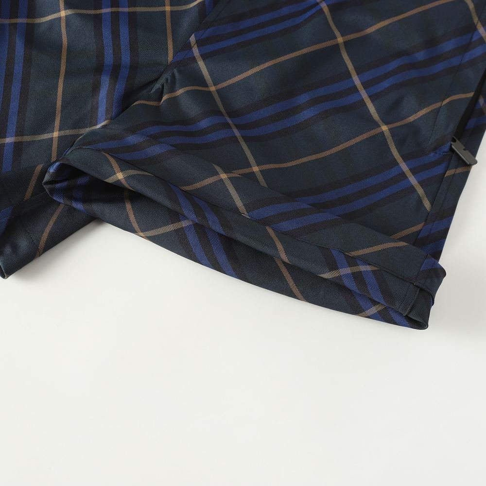 Pantalones Cortos 464