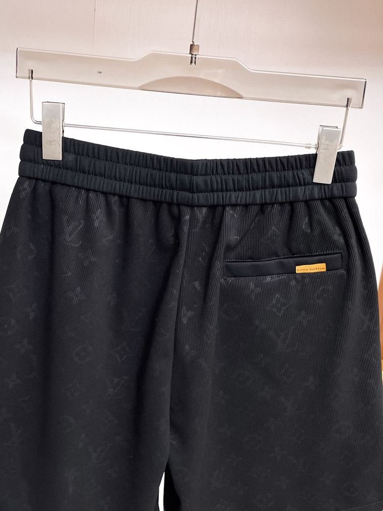 Pantalones Cortos 498