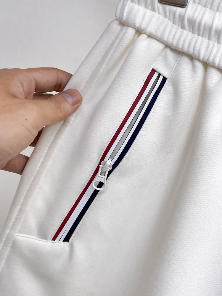 Pantalones Cortos 582
