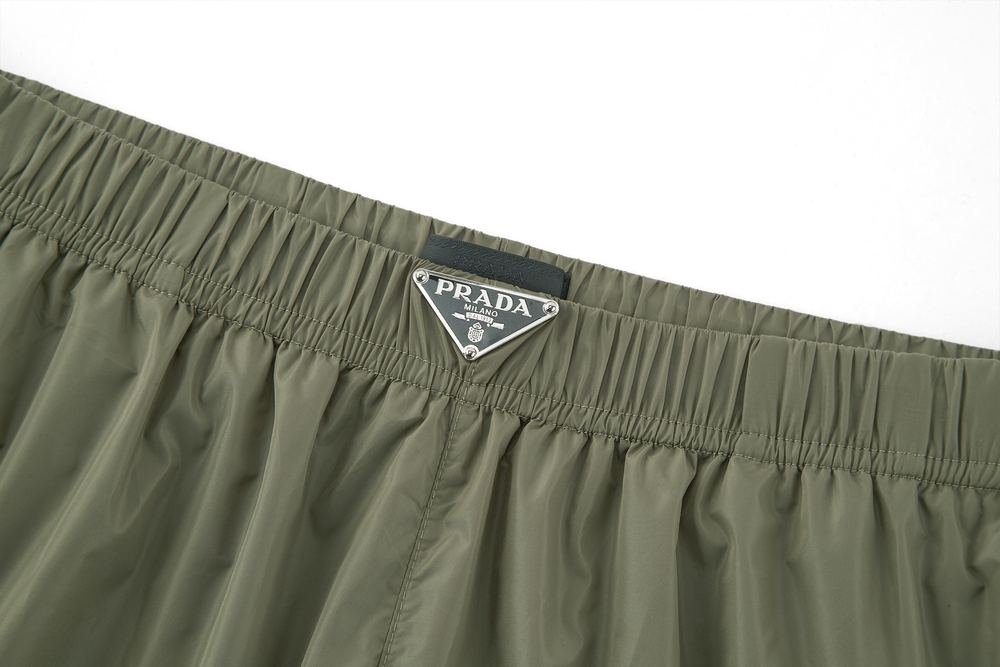 Pantalones Cortos 610