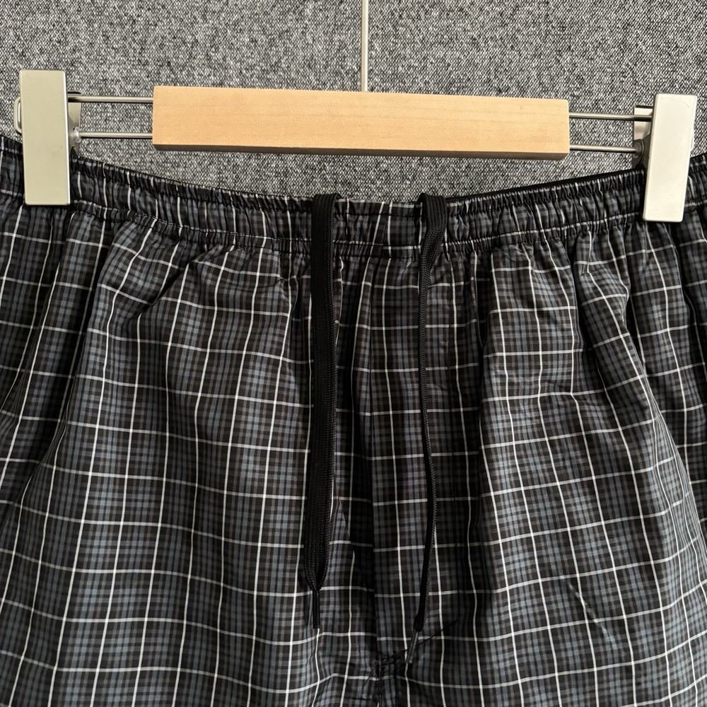 Pantalones Cortos 880