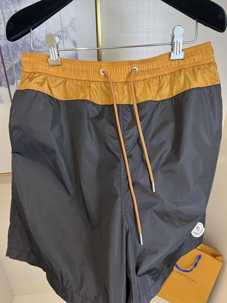 Pantalones Cortos 974