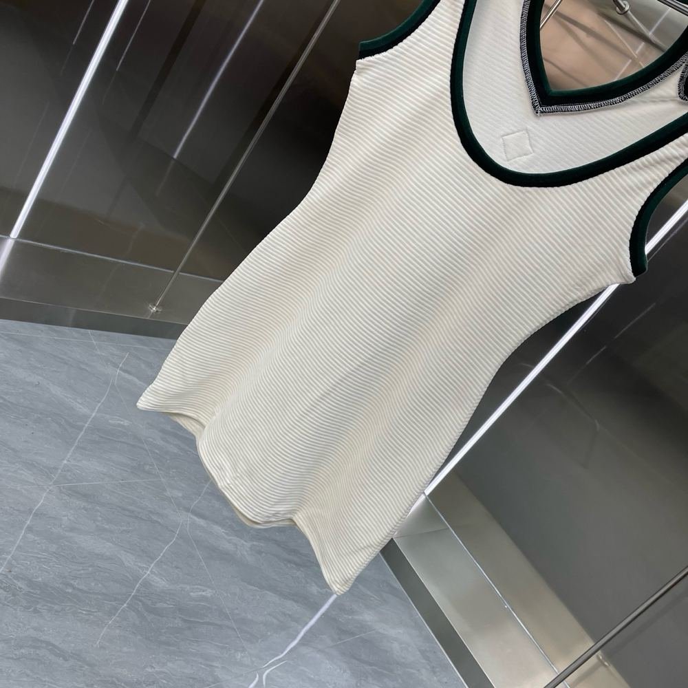 Ropa de Mujer 373